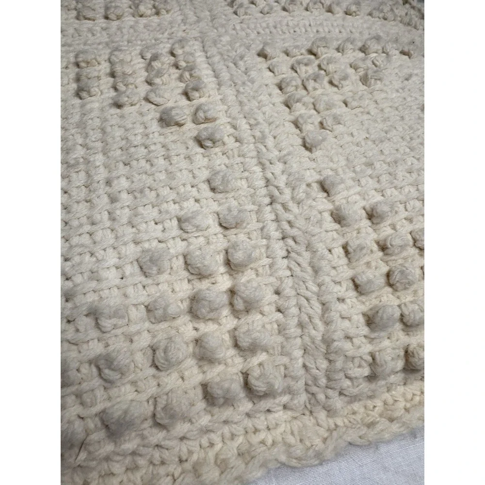 Vintage‎ Handmade Crochet Bobble Pillow Cream Wool Yarn Square Cushion 12